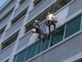 房子外墻滲水怎么做防水維修呢?