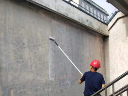 內墻墻壁滲水怎么解決?多半是漏水,防水維修很關鍵