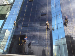 外墻清洗服務使用清潔劑有講究！